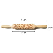 Load image into Gallery viewer, Christmas moose Rolling pin Xmas Wooden Embossing DIY baking tool Creative printing  pastry Cookies Roller Rolling pins