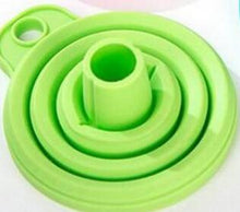 Load image into Gallery viewer, 2pcs Silicone cozinha Foldable Collapsible Style Funnel Hopper kitchen tools kitchen gadgets accessories cooking tools